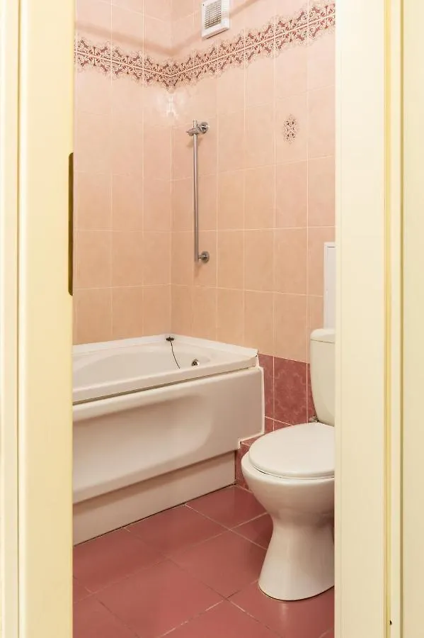 Apartment Triokhsviatytelskaya Street 3 Kiev Ukraine