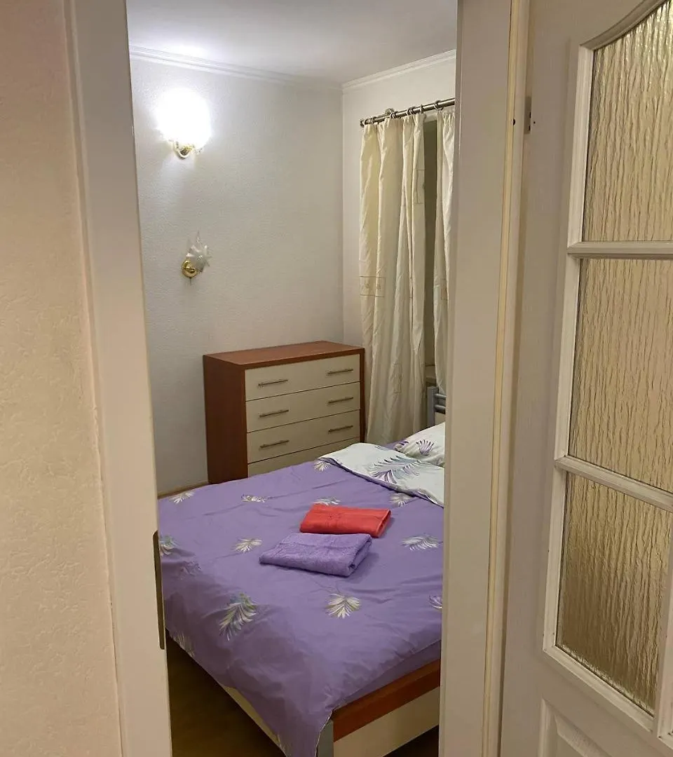 Apartment Triokhsviatytelskaya Street 3 Kiev