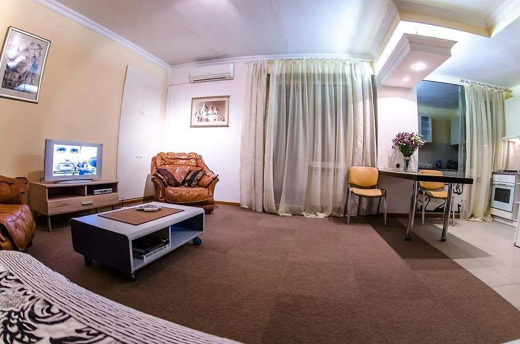 Apartment Triokhsviatytelskaya Street 3 Kiev