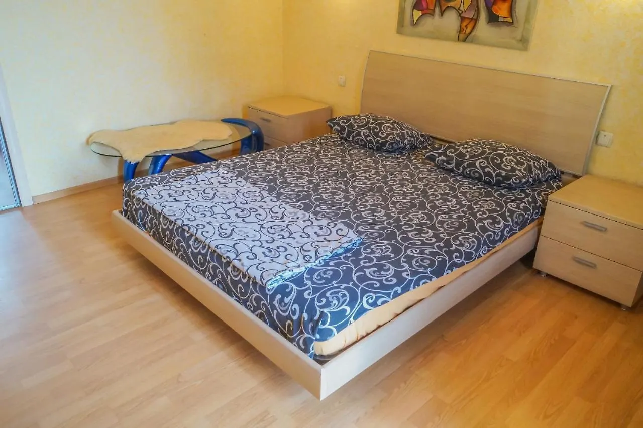 Apartment Triokhsviatytelskaya Street 3 Kiev Ukraine