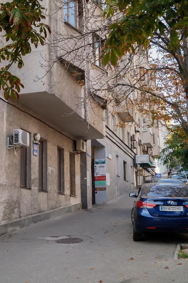 Apartment Triokhsviatytelskaya Street 3 Kiev