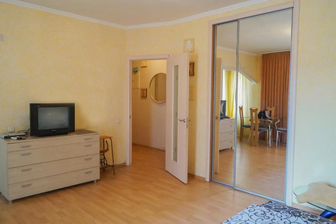 Apartment Triokhsviatytelskaya Street 3 Kiev